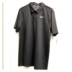 Nike Golf standard fit shirt drift Large dark grey